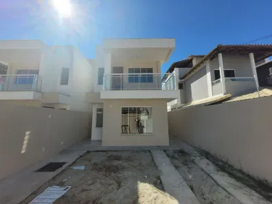 Casa com 3 Quartos à venda, 170m² no Ouro Verde, Rio das Ostras