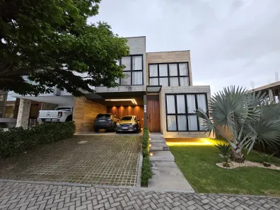 Casa com 4 Quartos para alugar, 257m² no Cidade Alpha, Eusébio
