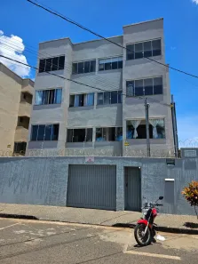 Apartamento com 2 Quartos para alugar, 51m² no Segismundo Pereira, Uberlândia