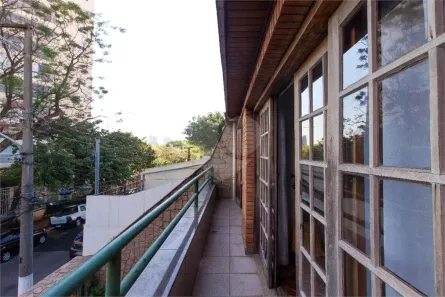 Sobrado com 3 Quartos à venda, 250m² no Jardim Avelino, São Paulo