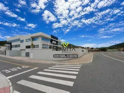 Sala Comercial para alugar, 641m² no Vorstadt, Blumenau