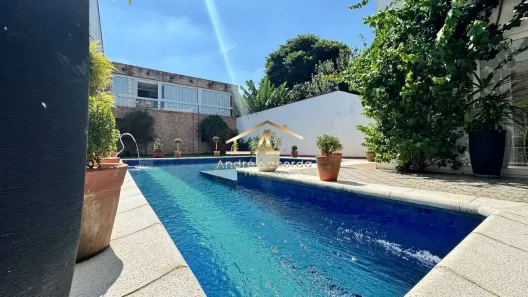 Sobrado com 4 Quartos à venda, 590m² no Vila Bertioga, São Paulo