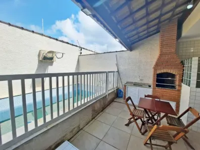 Sobrado com 3 Quartos à venda, 200m² no Guilhermina, Praia Grande