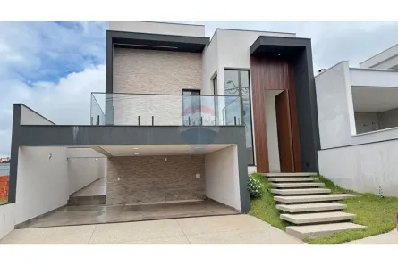 Sobrado com 3 Quartos à venda, 191m² no Lívia III, Botucatu