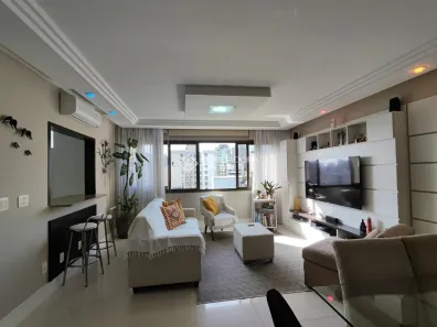 Apartamento com 3 Quartos à venda, 110m² no Mont Serrat, Porto Alegre