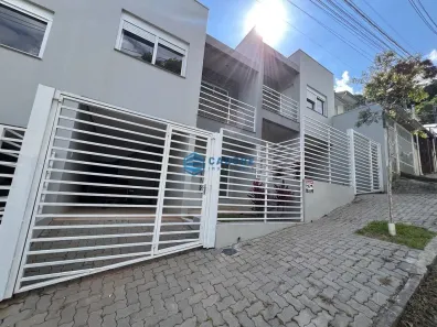 Sobrado com 2 Quartos à venda, 90m² no São Caetano, Caxias do Sul