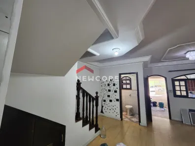Sobrado com 3 Quartos à venda, 180m² no Vila Yara, Osasco