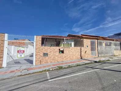 Casa com 3 Quartos para alugar, 100m² no Bela Vista, São José