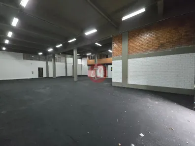 Galpão/Depósito/Armazém para alugar, 470m² no Navegantes, Porto Alegre