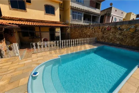 Casa com 3 Quartos à venda, 421m² no Bangu, Rio de Janeiro