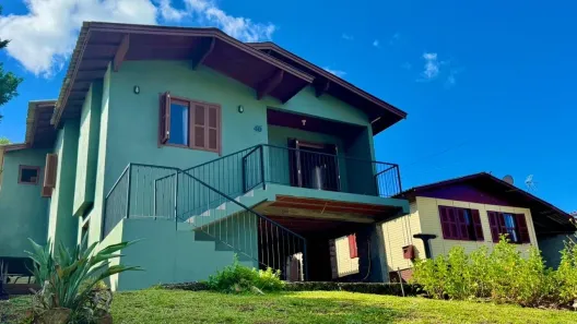 Casa com 3 Quartos à venda, 170m² no Piratini, Gramado