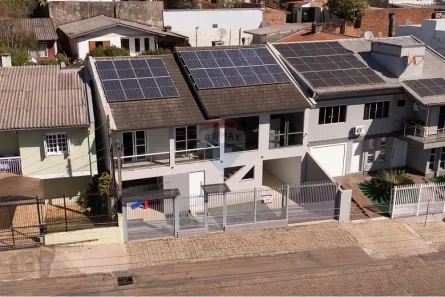 Casa com 3 Quartos à venda, 170m² no Lucas Araújo, Passo Fundo