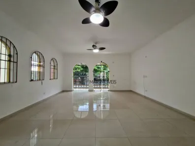 Sobrado com 4 Quartos à venda, 300m² no Enseada, Guarujá