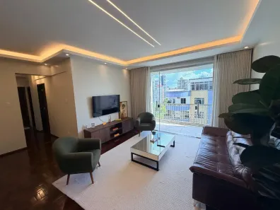 Apartamento com 3 Quartos para alugar no Batista Campos, Belém