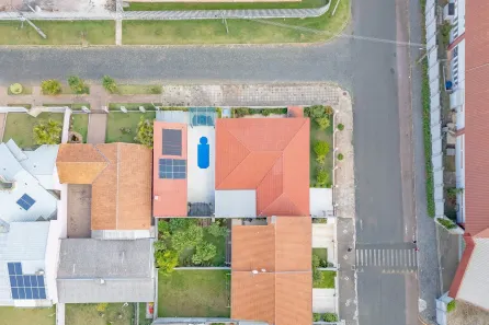 Casa com 3 Quartos à venda, 276m² no Neves, Ponta Grossa
