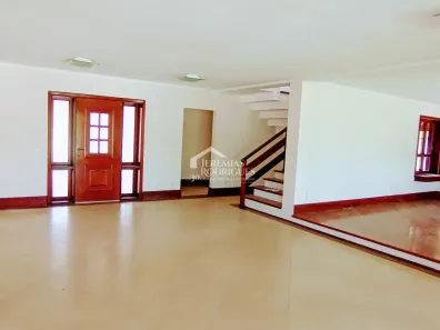 Casa de Condomínio com 4 Quartos para alugar, 700m² no Parque das Nações, Pindamonhangaba