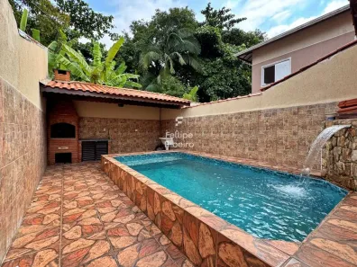 Casa com 2 Quartos à venda, 190m² no Maracanã, Praia Grande