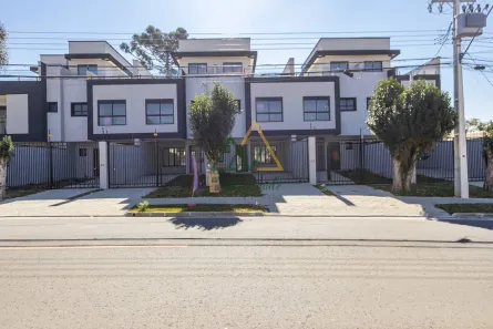 Sobrado com 3 Quartos à venda, 136m² no Cajuru, Curitiba