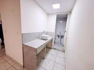 Sala Comercial à venda, 240m² no Santa Efigênia, Belo Horizonte