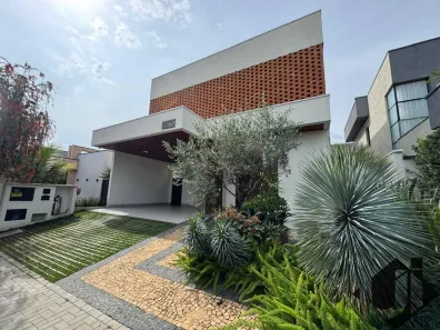 Casa de Condomínio com 3 Quartos à venda, 335m² no Jardim Santa Tereza, Taubaté