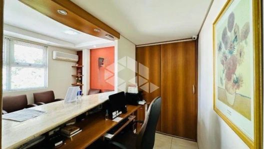 Sala Comercial à venda, 72m² no Moinhos de Vento, Porto Alegre