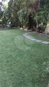 Sobrado com 3 Quartos à venda, 200m² no Jardim Itacolomi, São Paulo