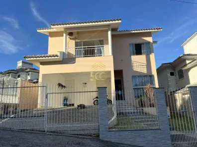 Casa com 3 Quartos à venda, 292m² no Pedra Branca, Palhoça