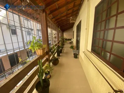 Casa com 4 Quartos à venda, 300m² no Centro, Vitória