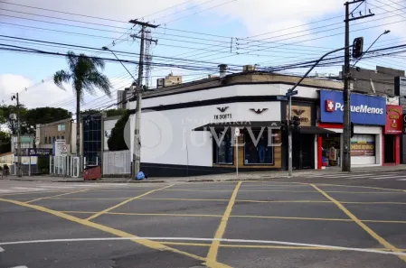Prédio Comercial à venda, 750m² no Bacacheri, Curitiba