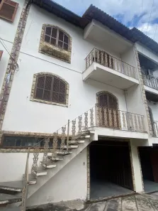 Casa com 4 Quartos à venda, 260m² no Monte Castelo, Volta Redonda