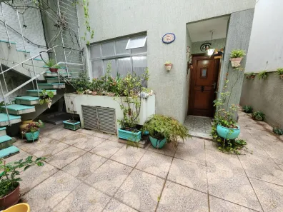 Casa com 6 Quartos à venda, 350m² no Vila Isabel, Rio de Janeiro