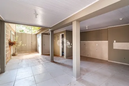 Casa com 4 Quartos à venda, 224m² no Três Figueiras, Porto Alegre