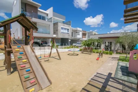 Casa de Condomínio com 3 Quartos à venda, 234m² no Sarandi, Porto Alegre