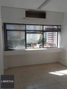 Sala Comercial com 1 Quarto à venda, 34m² no Passo da Areia, Porto Alegre