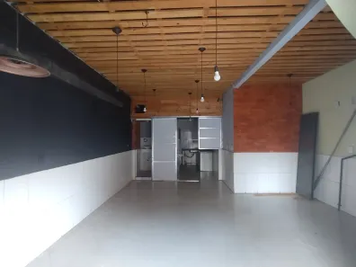 Ponto Comercial à venda, 53m² no São Mateus, Juiz de Fora