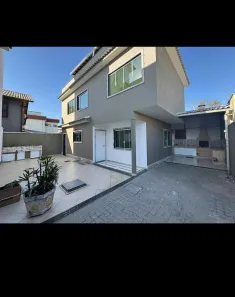 Casa com 3 Quartos à venda, 200m² no Extensão do Bosque, Rio das Ostras