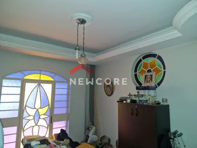 Casa com 6 Quartos à venda, 222m² no Padre Eustáquio, Belo Horizonte