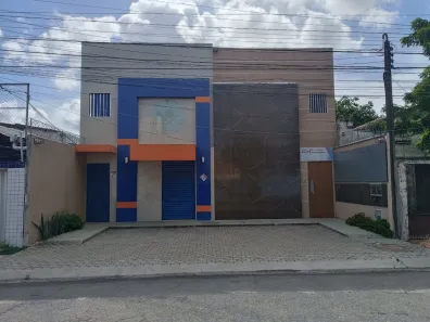 Prédio Comercial à venda, 685m² no José Bonifácio, Fortaleza