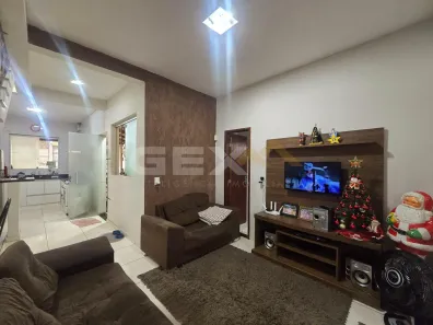 Casa com 2 Quartos à venda, 80m² no Antônio Fonseca, Divinópolis