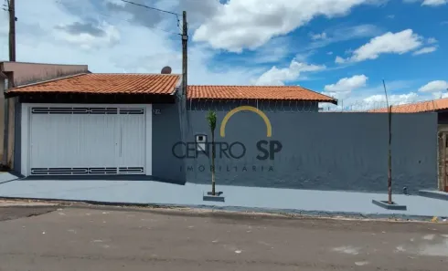 Casa com 3 Quartos para venda ou aluguel, 97m² no Parque Santa Edwiges, Bauru