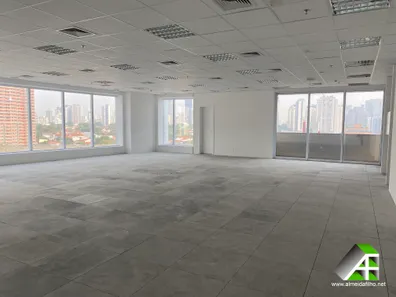 Sala Comercial com 1 Quarto para alugar, 191m² no Cidade Monções, São Paulo