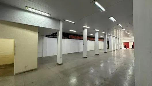 Ponto Comercial para alugar, 360m² no Vila Real (Justinópolis), Ribeirão das Neves