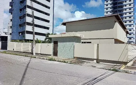 Casa com 4 Quartos à venda, 700m² no Tirol, Natal