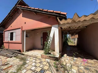 Casa com 2 Quartos à venda, 108m² no Centro, Leme