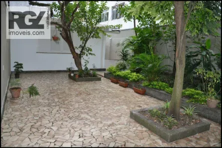 Casa com 3 Quartos à venda, 207m² no Gonzaga, Santos