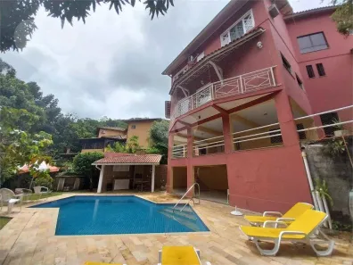 Casa de Condomínio com 4 Quartos à venda, 414m² no Piratininga, Niterói