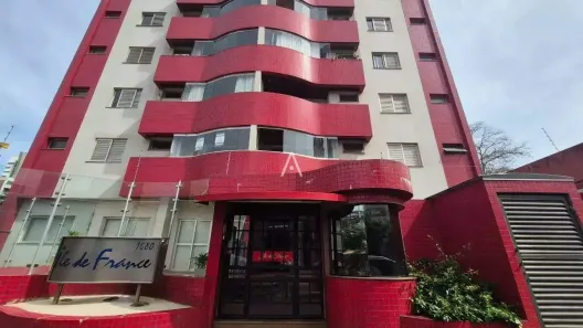 Apartamento com 3 Quartos para alugar, 91m² no Centro, Cascavel