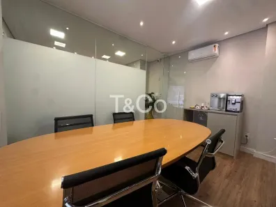 Casa com 1 Quarto para alugar, 170m² no Cambuí, Campinas