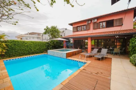 Casa de Condomínio com 4 Quartos à venda, 360m² no Alphaville, Santana de Parnaíba
