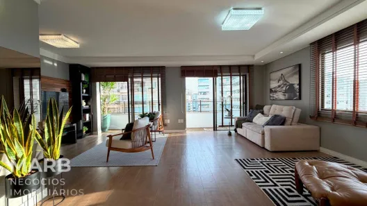 Apartamento com 4 Quartos à venda, 181m² no Centro, Florianópolis
